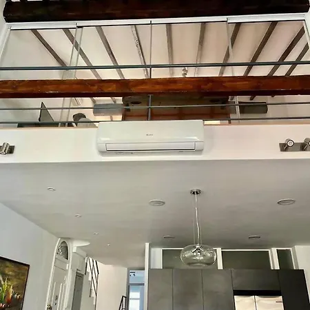 Lovelyloft Flores Atico Apartment