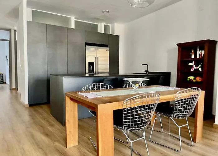 Apartament Lovelyloft Flores Atico Alicante